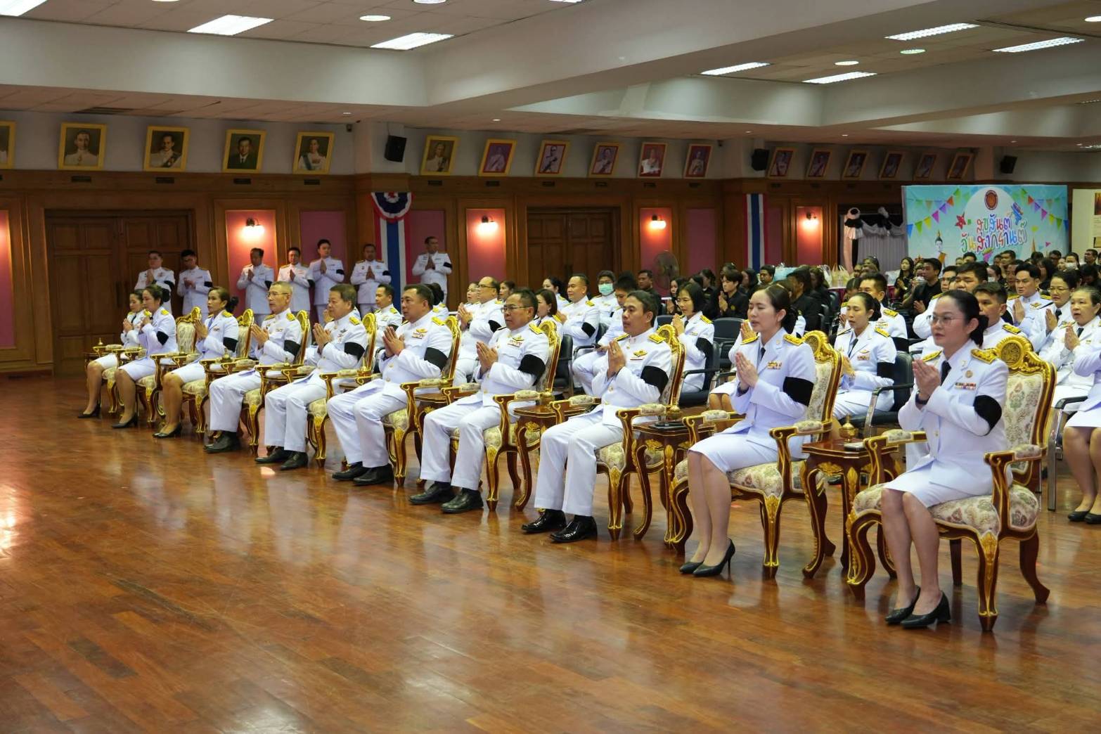 กองวิชาการและพัฒนานวัตกรรมราชทัณฑ์เข้าร่วมกิจกรรมทำบุญตักบาตรทักษิณานุปทาน (ปัณรสมวาร) อุทิศถวายเป็นพระกุศลแด่สมเด็จพระเจ้าลูกเธอ เจ้าฟ้าพัชรกิติยาภา นเรนทิราเทพยวดี กรมหลวงราชสาริณีสิริพัชร มหาวัชรราชธิดา 97488 0