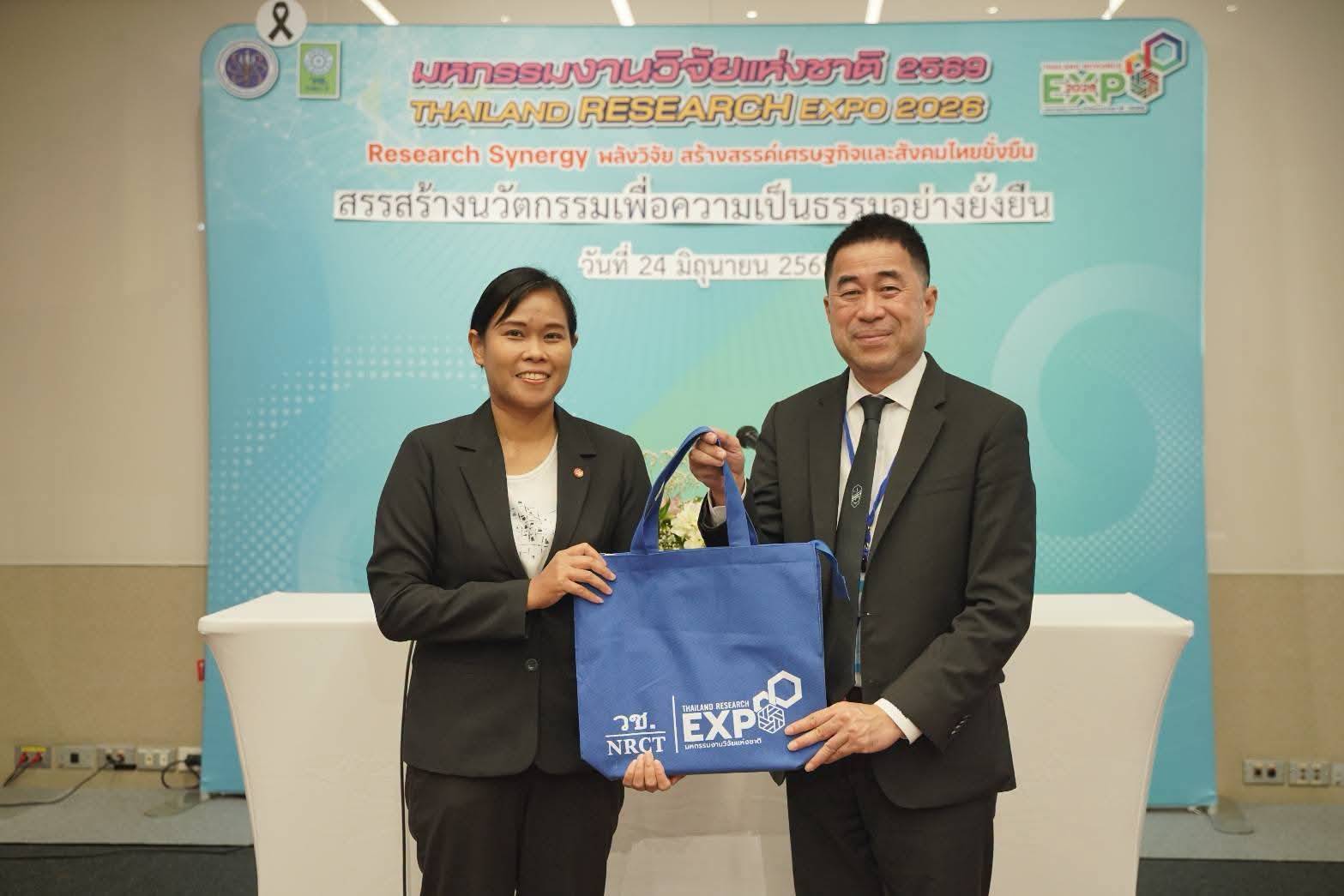 กองวิชาการและพัฒนานวัตกรรมราชทัณฑ์ร่วมนำเสนอผลงานและนวัตกรรมในงานประชุมวิชาการในงานมหกรรมงานวิจัยแห่งชาติ 2569 (Thailand Research Expo 2026) ครั้งที่ 21 97534 0