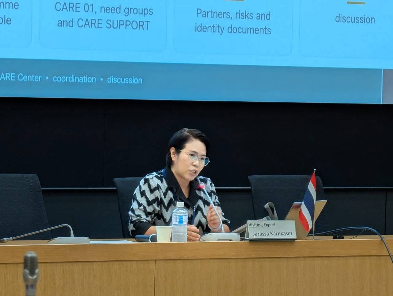 กองวิชาการและพัฒนานวัตกรรมราชทัณฑ์ เข้าร่วมประชุมและเป็นวิทยากรบรรยาย เรื่อง "การสนับสนุนและการประสานงานเพื่อการกลับคืนสู่สังคมของผู้ต้องขังกลุ่มเปราะบาง" : Support and coordination for the reintegration of vulnerable inmates. ณ กรุงโตเกียว ประเทศญี่ปุ่น img 0868
