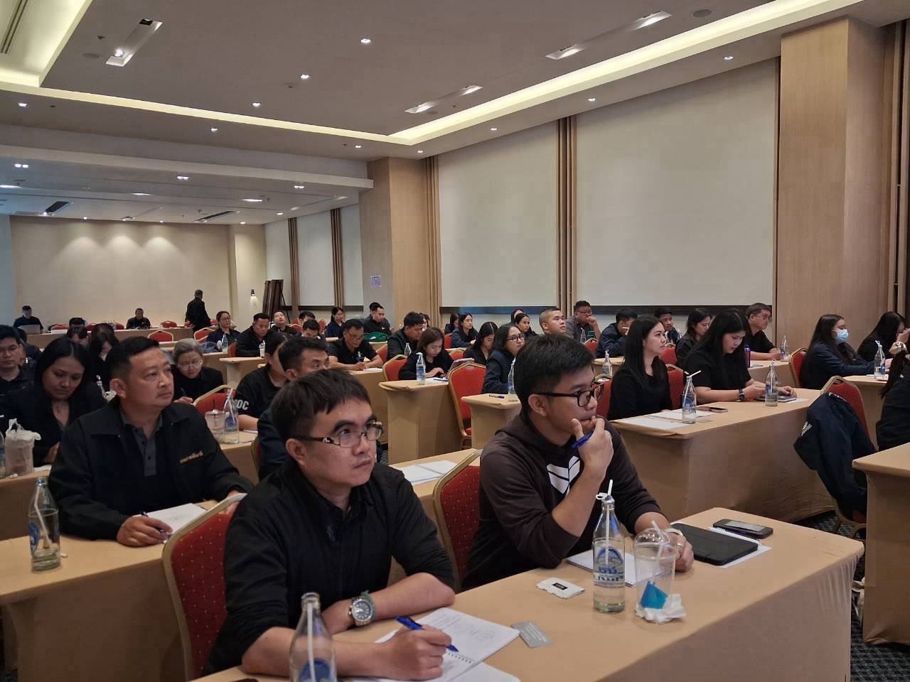 กองวิชาการและพัฒนานวัตกรรมราชทัณฑ์ร่วมเป็นวิทยากรบรรยายถ่ายทอดความรู้ในหัวข้อวิชา "การระดมสมอง (Brainstorming) การปฏิบัติต่อผู้ต้องขังตามมาตรฐานสากลในมุมมองของผู้ปฏิบัติงาน" s 2015267 0