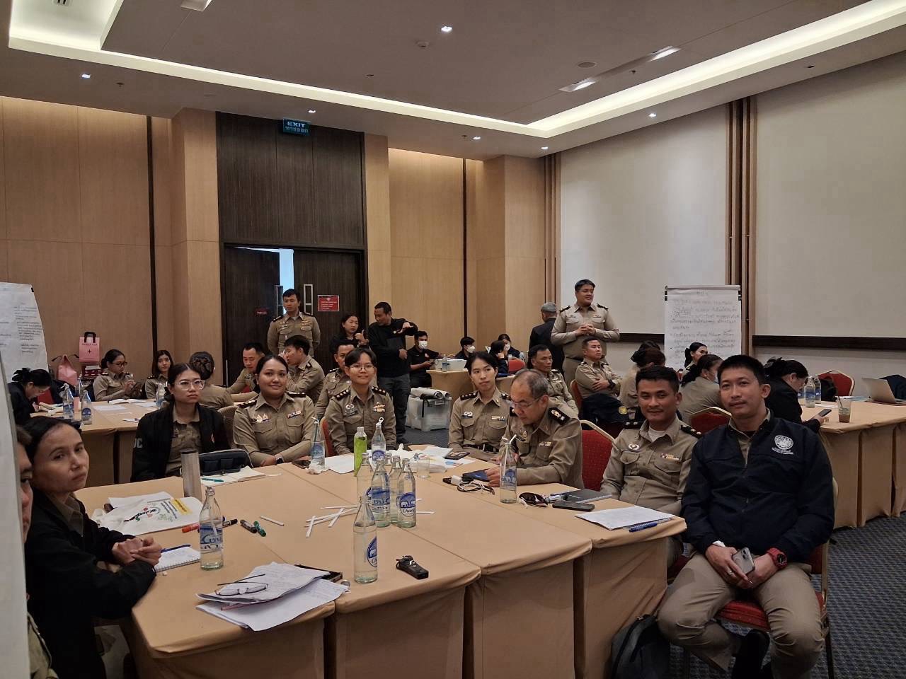 กองวิชาการและพัฒนานวัตกรรมราชทัณฑ์ร่วมเป็นวิทยากรบรรยายถ่ายทอดความรู้ในหัวข้อวิชา "การวิเคราะห์การนำแนวทางในการปฏิบัติต่อผู้ต้องขังตามมาตรฐานสากลในมุมมอง ของผู้ปฏิบัติงานไปสู่การปฏิบัติในเรือนจำและทัณฑสถาน" s 2015273 0
